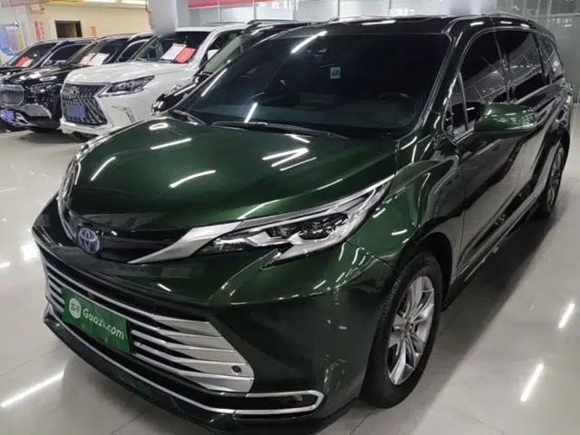 Toyota SIENNA 2021 2.5L Hybrid Platinum Edition