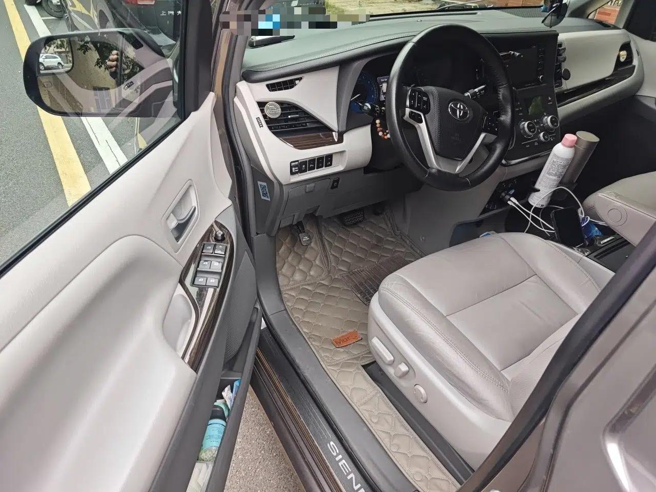 Toyota SIENNA  — миниатюра 17