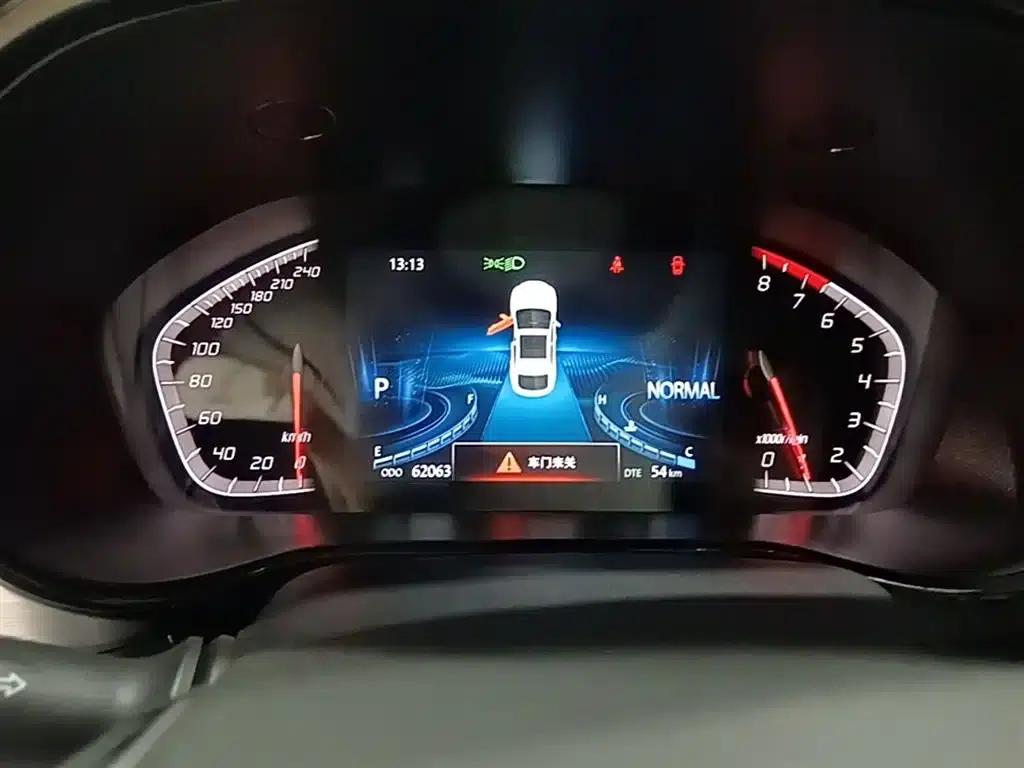 Changan CS85 COUPE 2021 1.5T DCT Luxury Edition — миниатюра 12