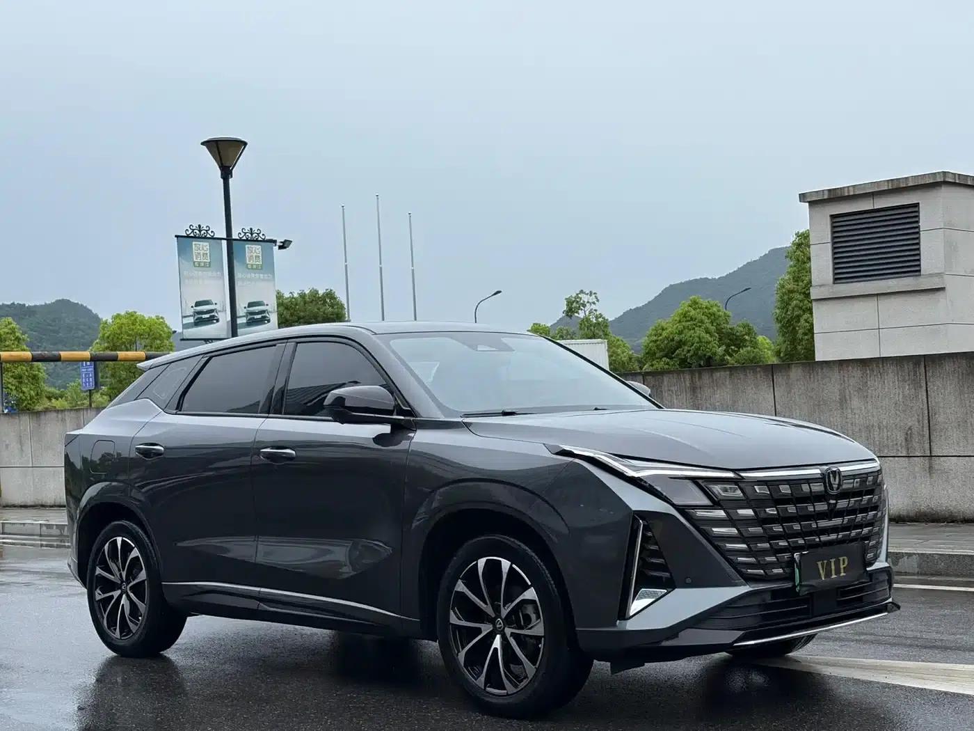 Changan UNI-Z New Energy 2024 Blue Whale Smart Electric iDD 125km Superior Edition — миниатюра 2