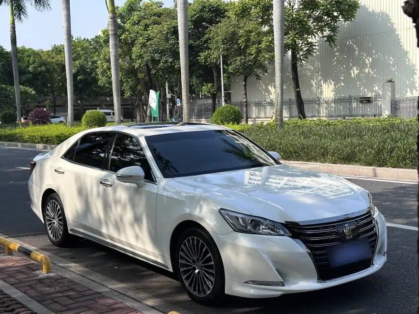 Toyota Crown 2018 2.0T Sport Edition — миниатюра 3