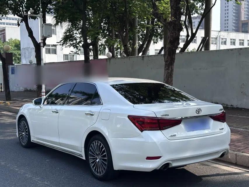 Toyota Crown 2018 2.0T Sport Edition — миниатюра 4
