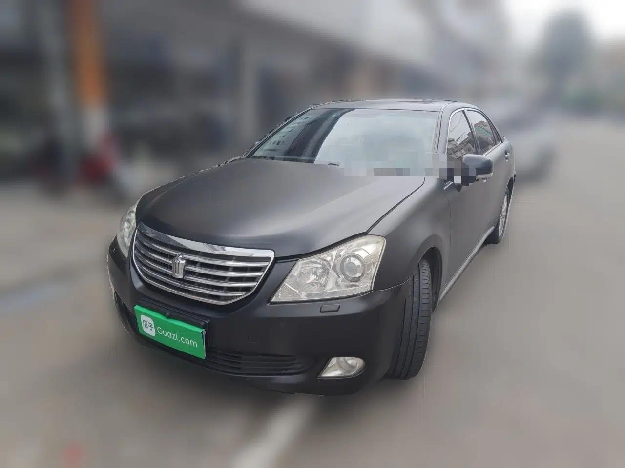Toyota Crown 2010 2.5L Royal Leather Sunroof Edition — миниатюра 1