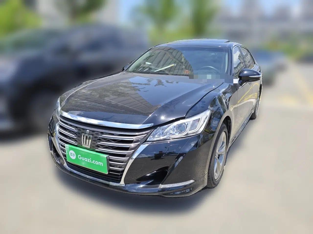 Toyota Crown 2015 2.0T Fashion Edition — миниатюра 1