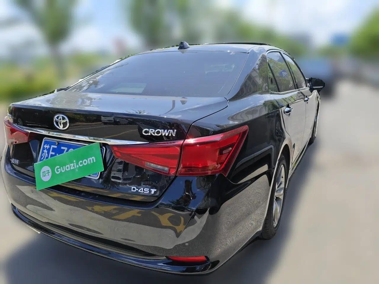 Toyota Crown 2015 2.0T Fashion Edition — миниатюра 6