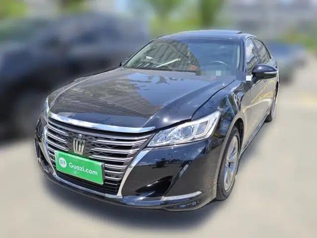Toyota Crown 2015 2.0T Fashion Edition