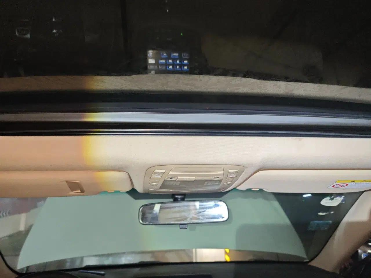 Toyota Crown 2012 2.5L Royal Leather Edition — миниатюра 19