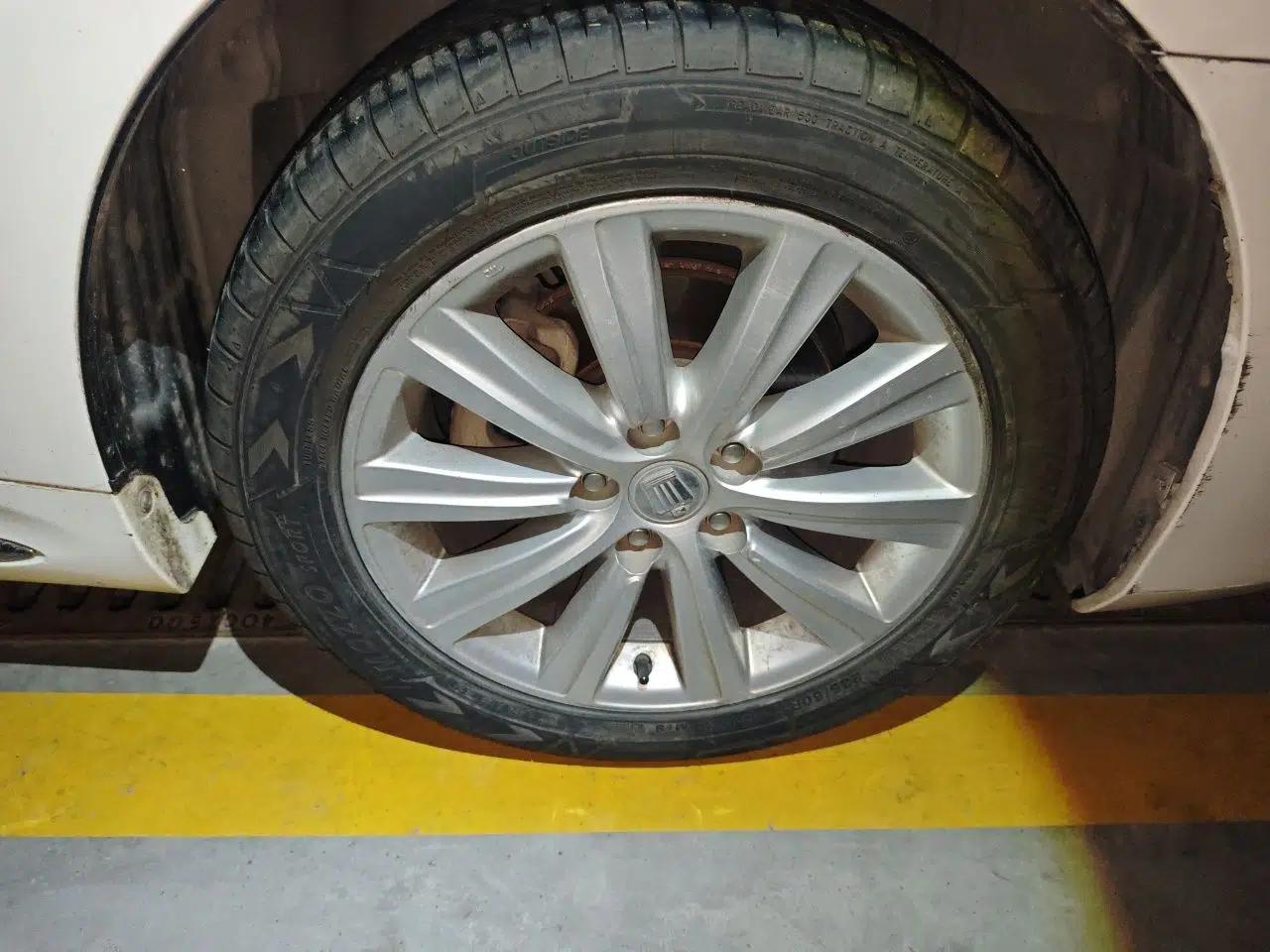 Toyota Crown 2012 2.5L Royal Leather Edition — миниатюра 8