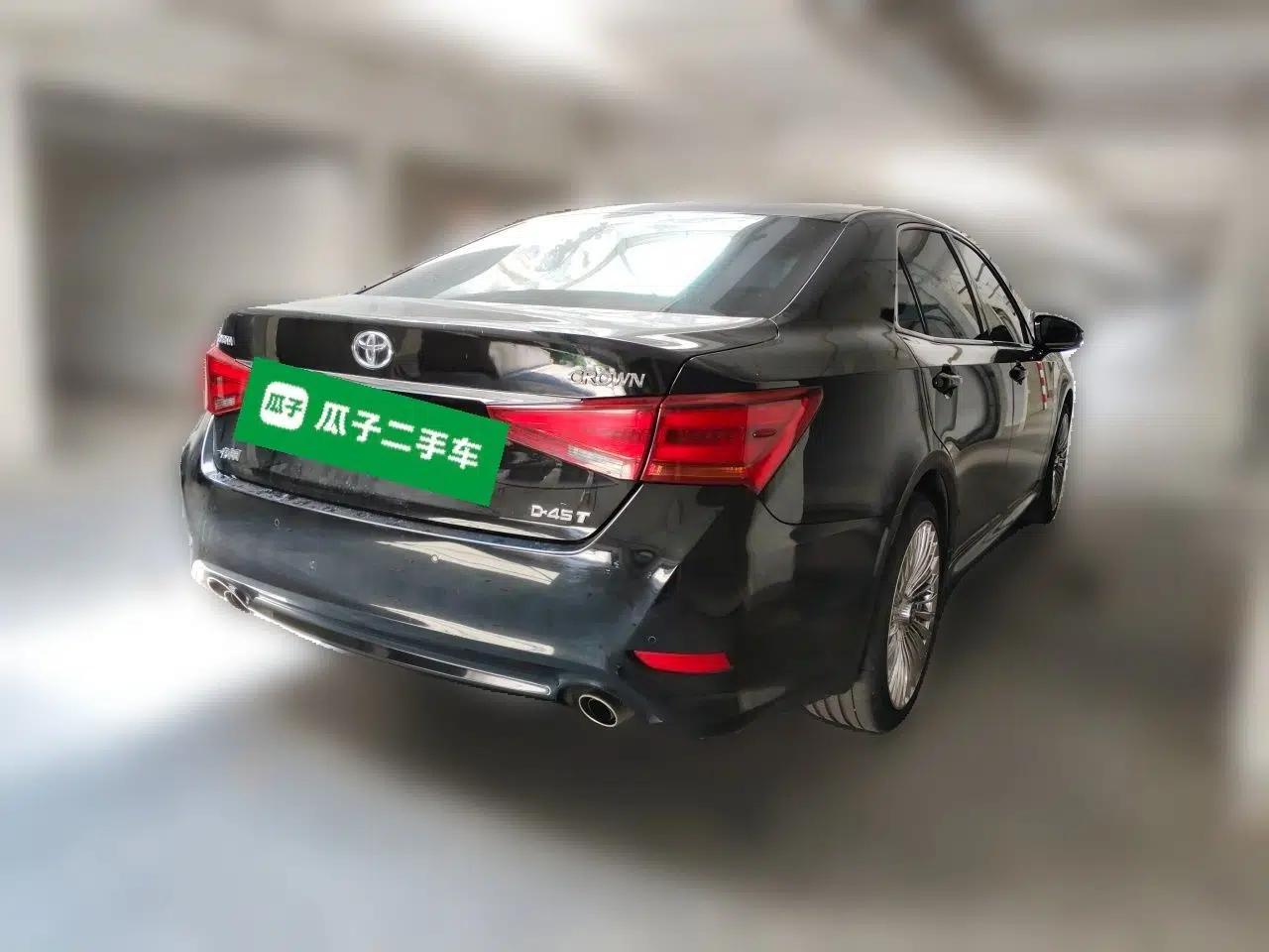 Toyota Crown 2018 2.0T Fashion Edition — миниатюра 6