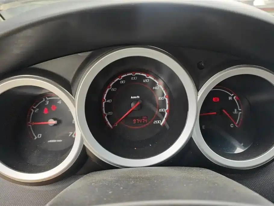 Changan CX20 2014 1.4L Manual Sunroof Navigation Edition (National IV Emission Standard) — миниатюра 14