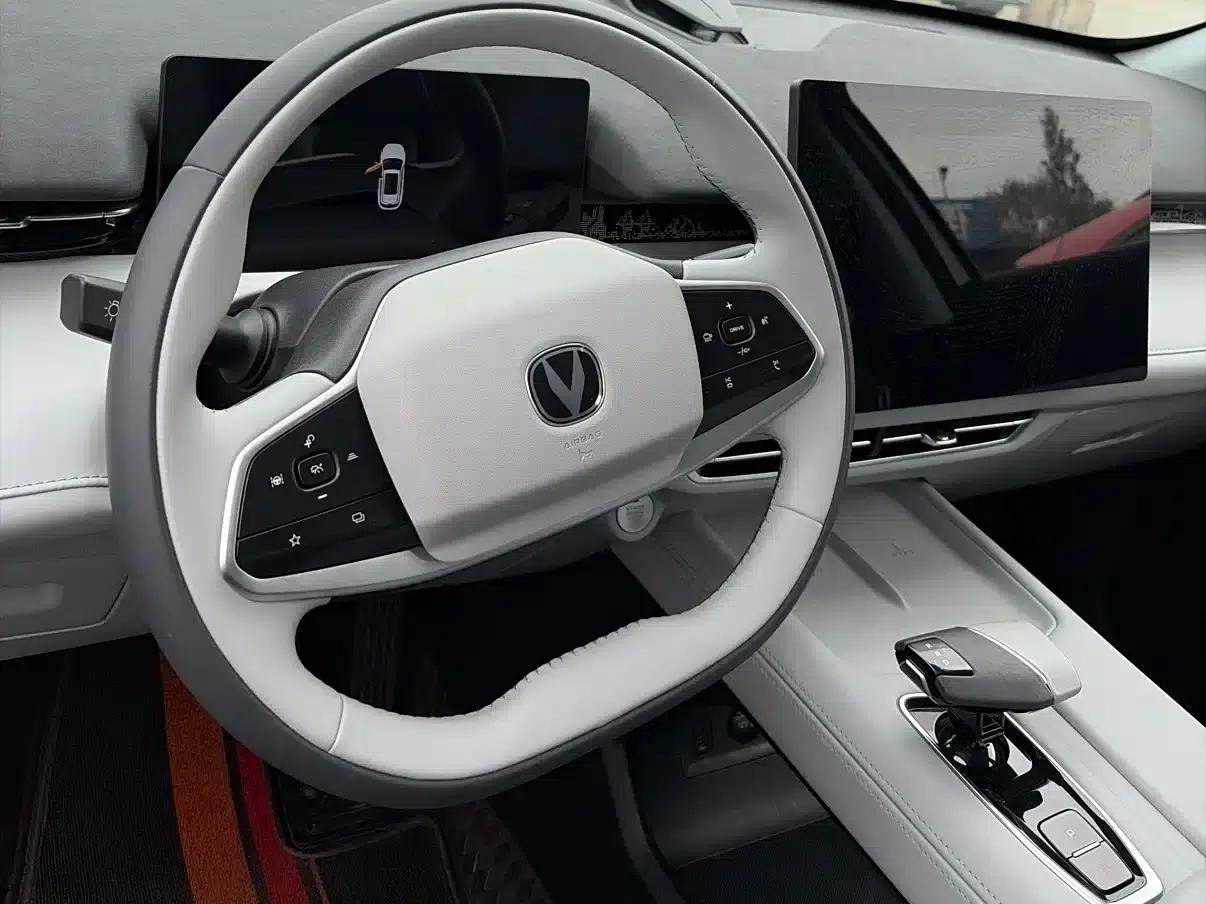 Changan UNI-Z 2025 1.5T Premium Edition — миниатюра 13