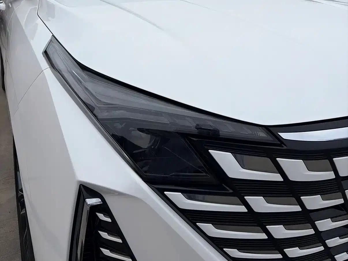 Changan UNI-Z 2025 1.5T Premium Edition — миниатюра 3