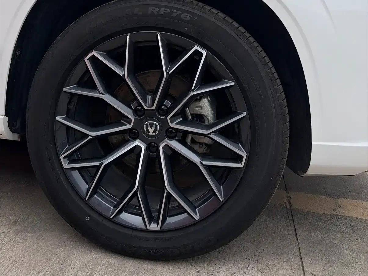 Changan UNI-Z 2025 1.5T Premium Edition — миниатюра 5