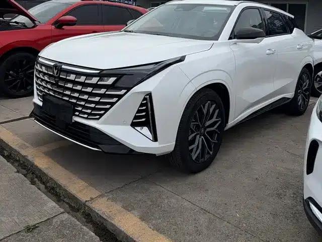Changan UNI-Z 2025 1.5T Premium Edition
