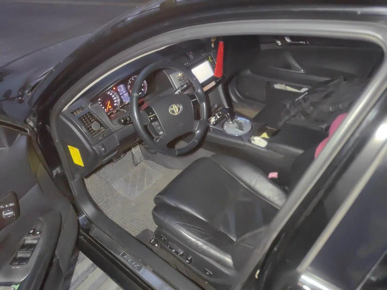 Toyota Reiz 2007 2.5V Super Sport Edition — миниатюра 17