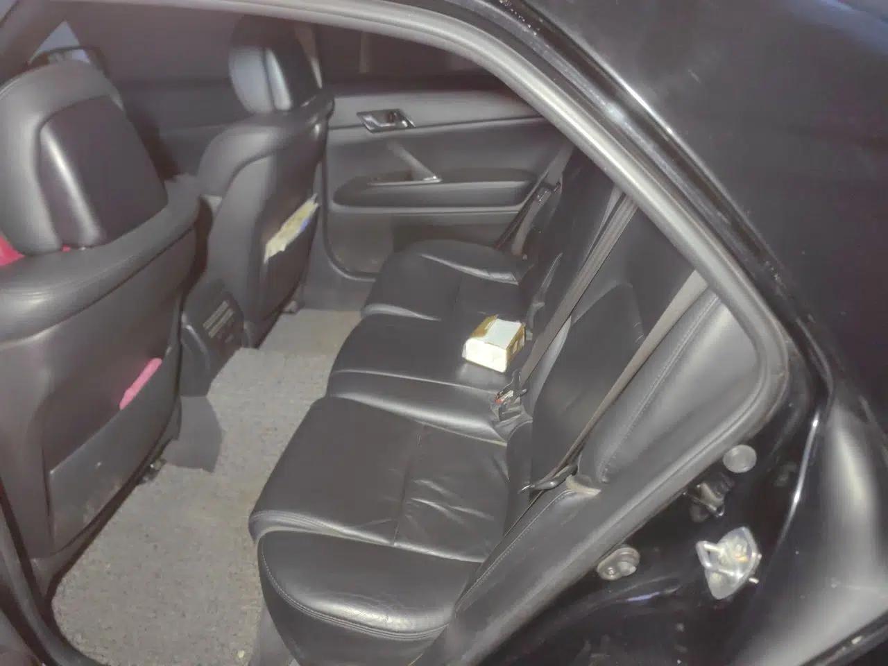 Toyota Reiz 2007 2.5V Super Sport Edition — миниатюра 18