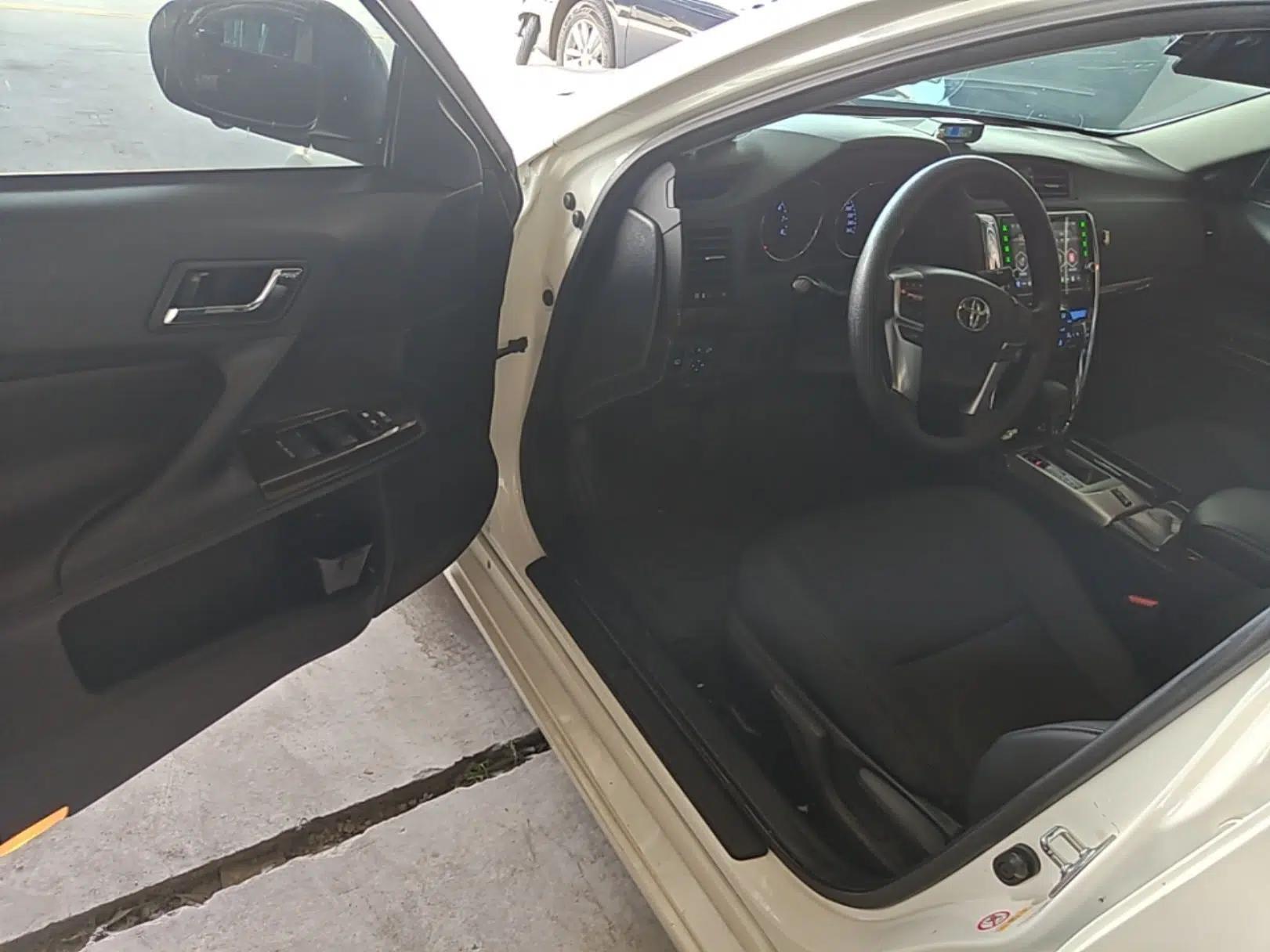 Toyota Reiz 2013 2.5S Elite Edition — миниатюра 18