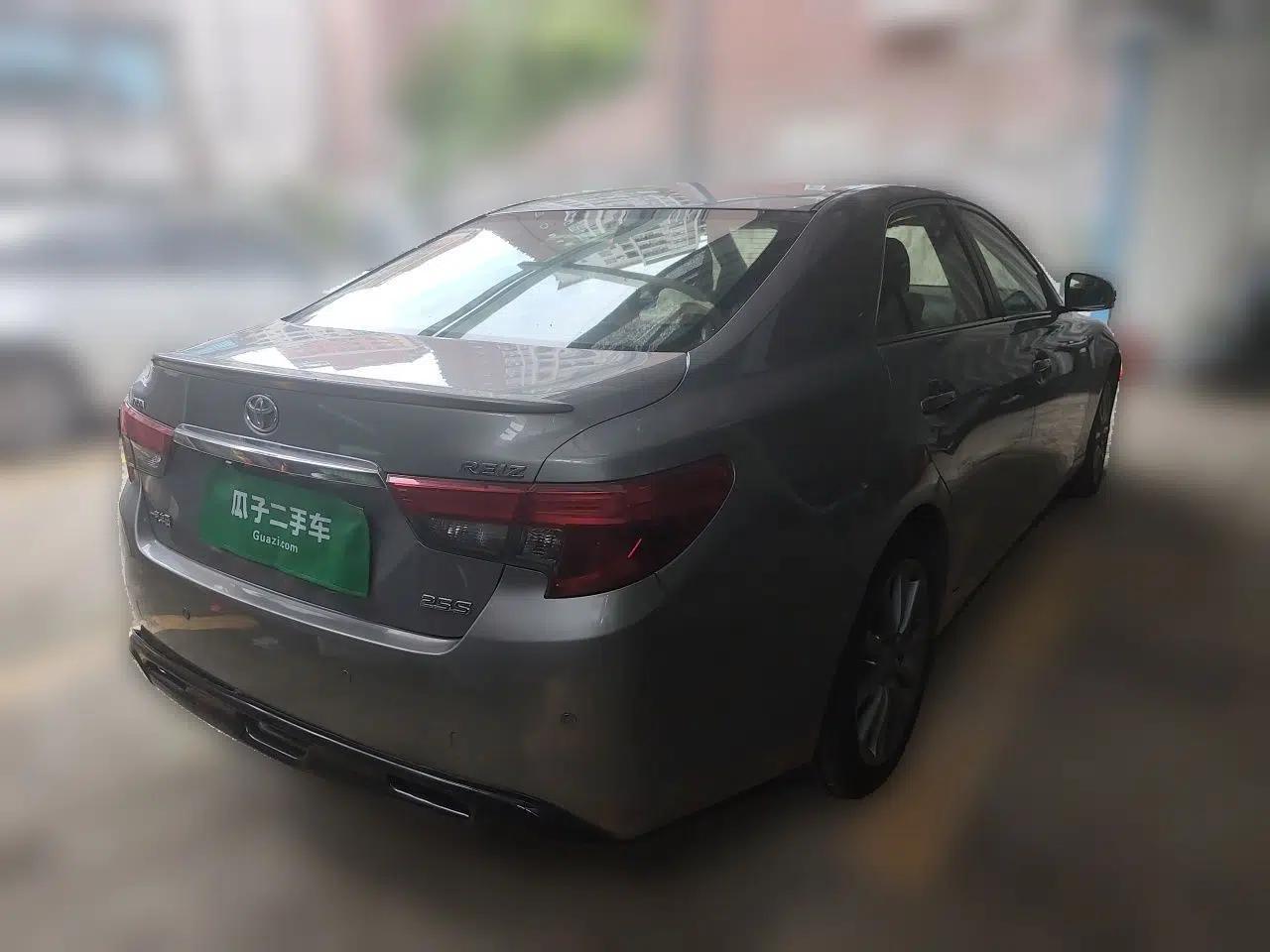 Toyota Reiz 2013 2.5S Elite Edition — миниатюра 6
