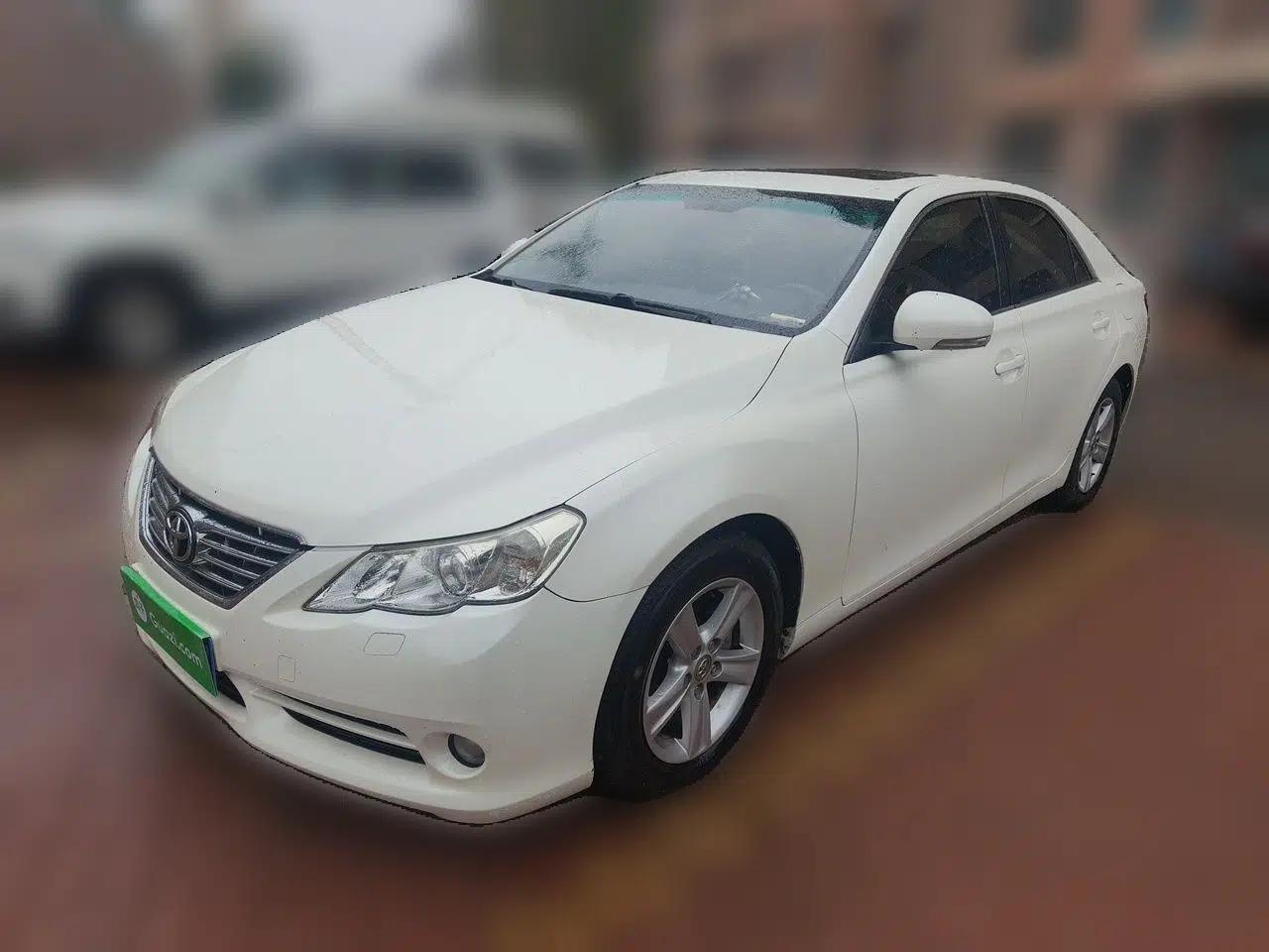 Toyota Reiz 2010 2.5V Fengdu Elite Edition — миниатюра 1