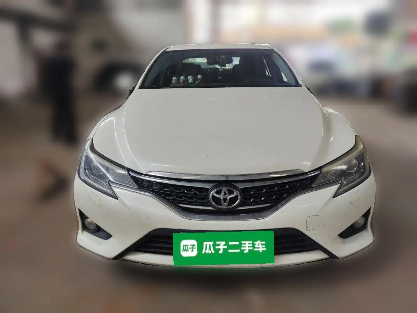 Toyota Reiz 2013 2.5S Elite Edition — миниатюра 2