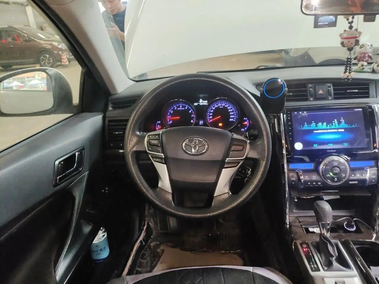 Toyota Reiz 2013 2.5S Elite Edition — миниатюра 11