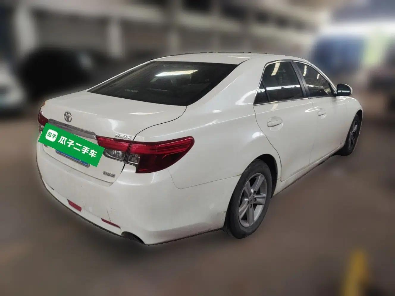 Toyota Reiz 2013 2.5S Elite Edition — миниатюра 6