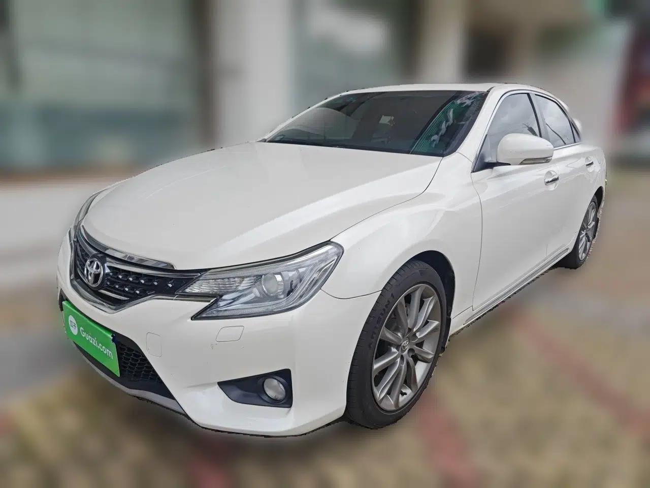 Toyota Reiz 2013 2.5V Shangrui Edition — миниатюра 1