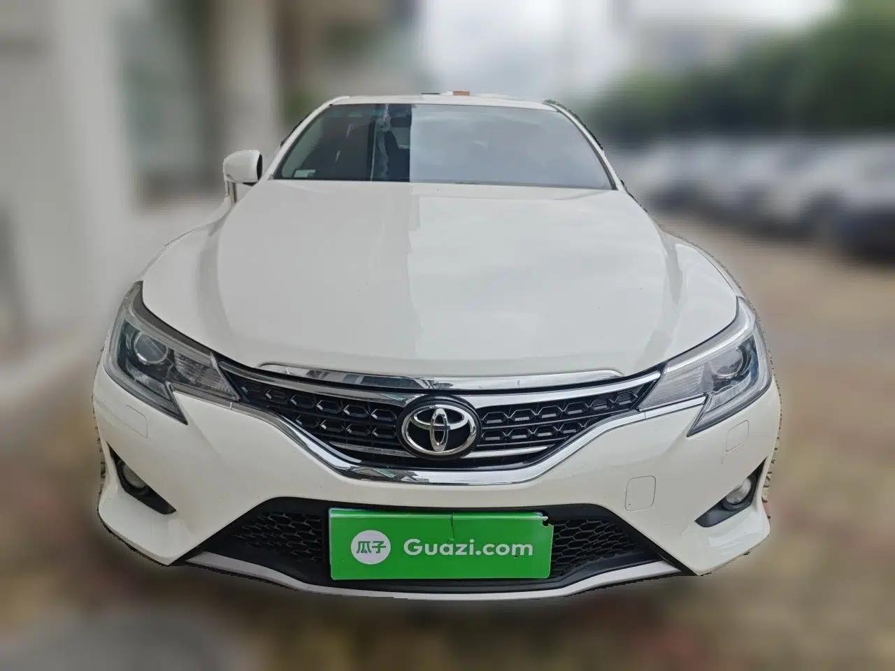 Toyota Reiz 2013 2.5V Shangrui Edition — миниатюра 2