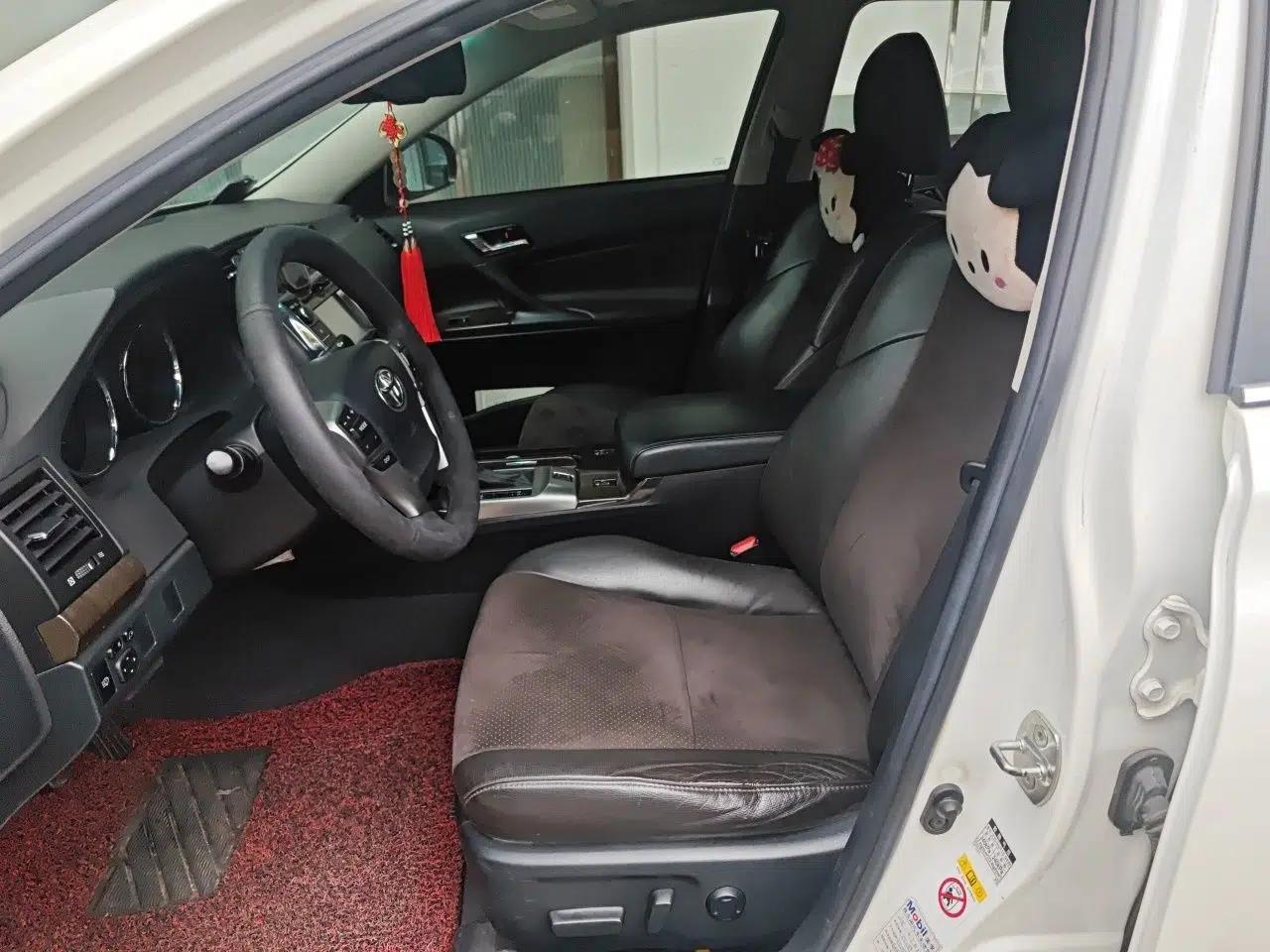 Toyota Reiz 2013 2.5V Shangrui Edition — миниатюра 16