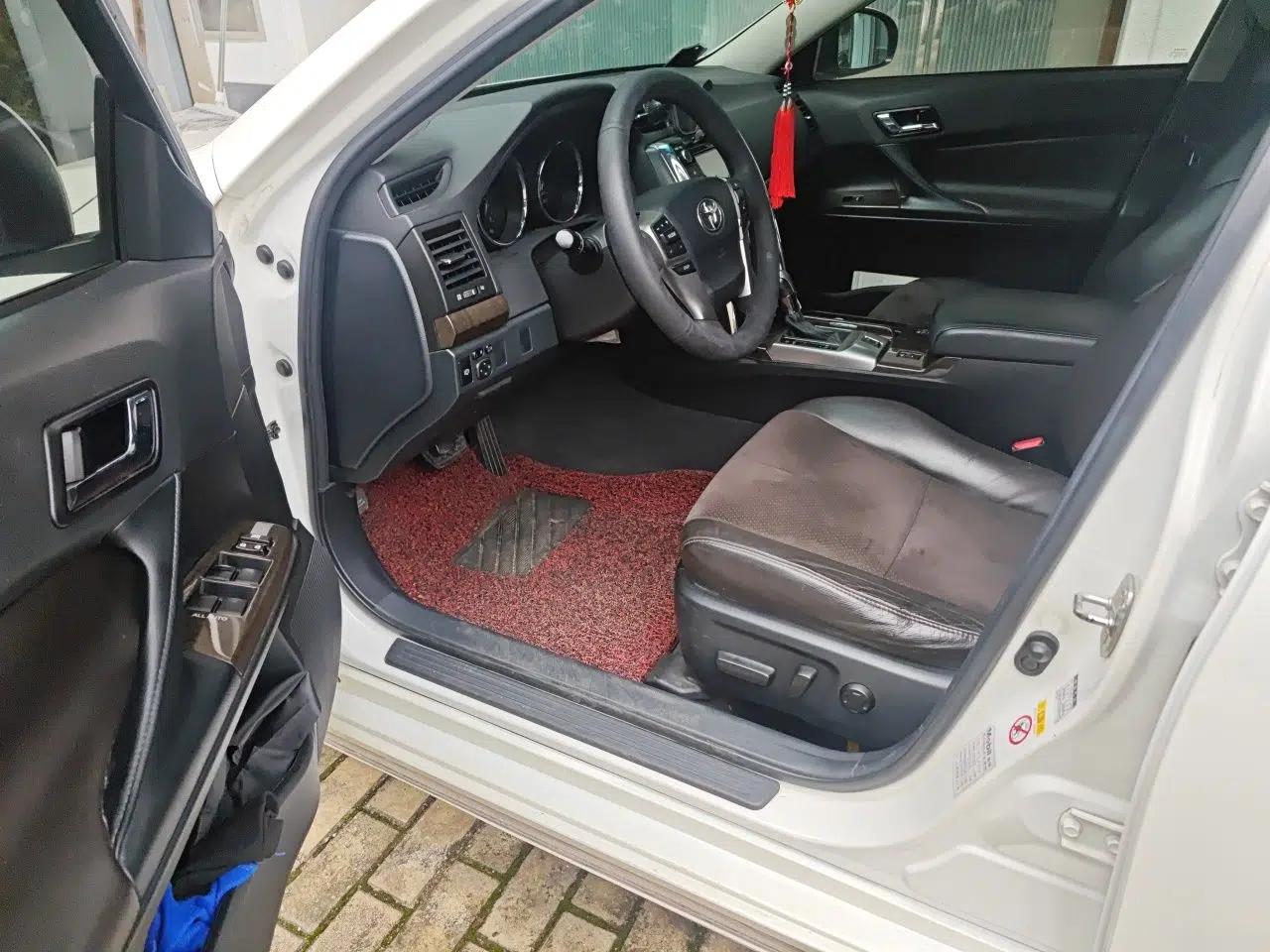 Toyota Reiz 2013 2.5V Shangrui Edition — миниатюра 17