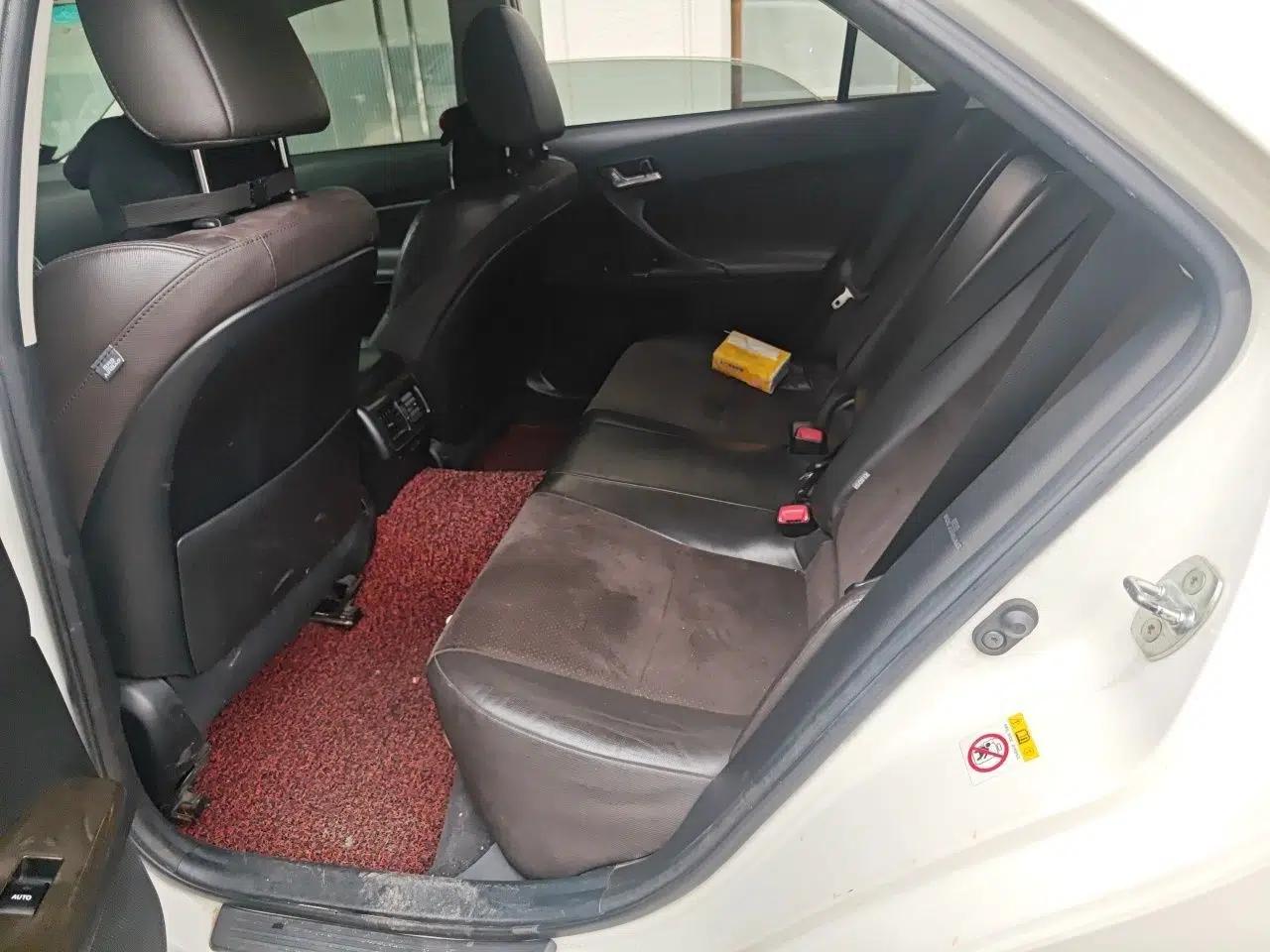 Toyota Reiz 2013 2.5V Shangrui Edition — миниатюра 18