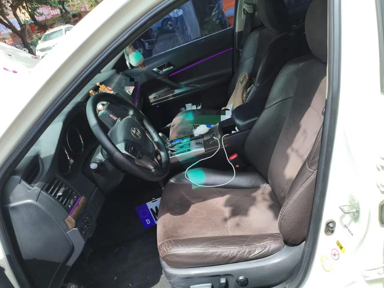 Toyota Reiz 2013 2.5V Shangrui Edition — миниатюра 16