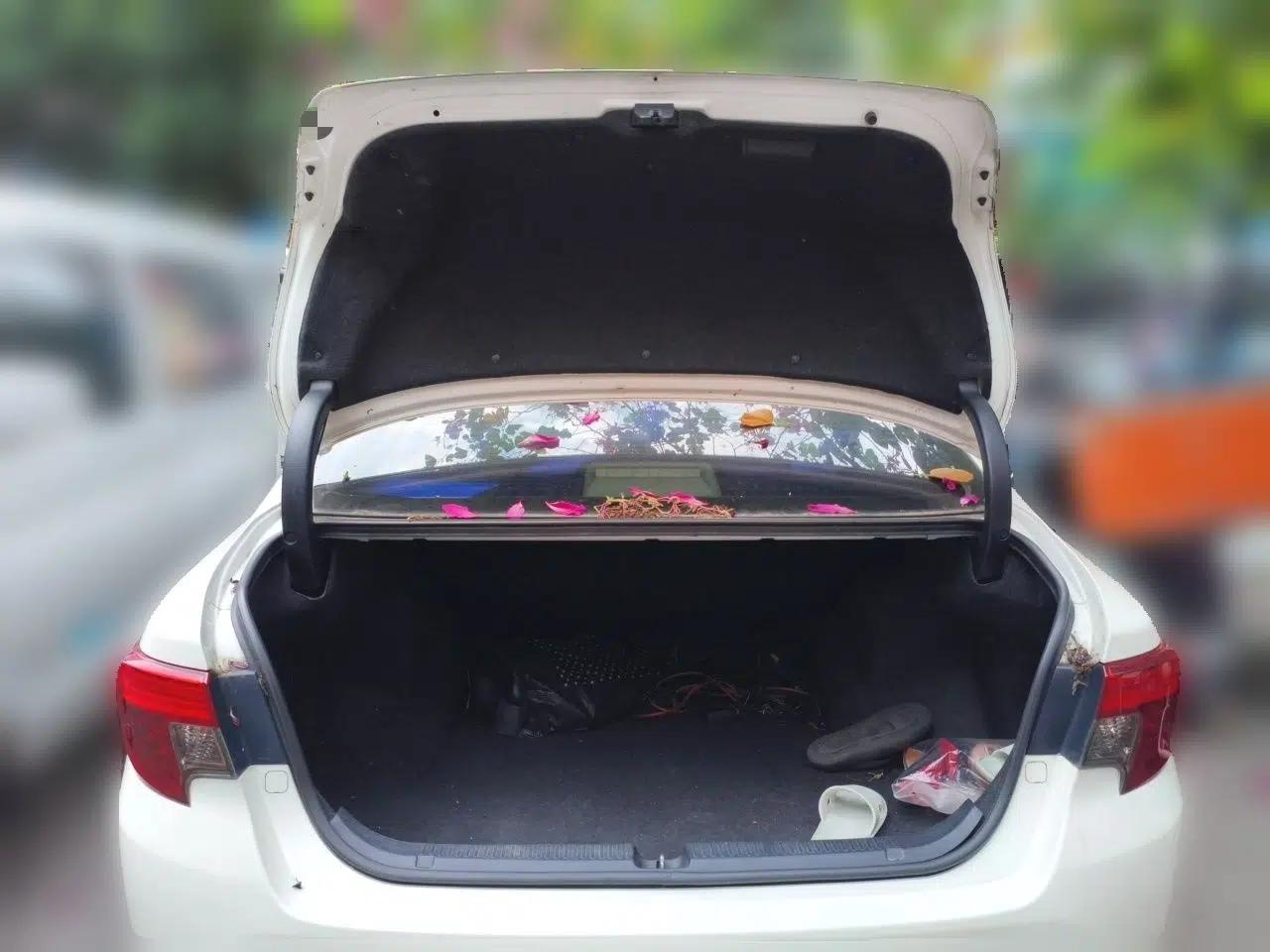 Toyota Reiz 2013 2.5V Shangrui Edition — миниатюра 20