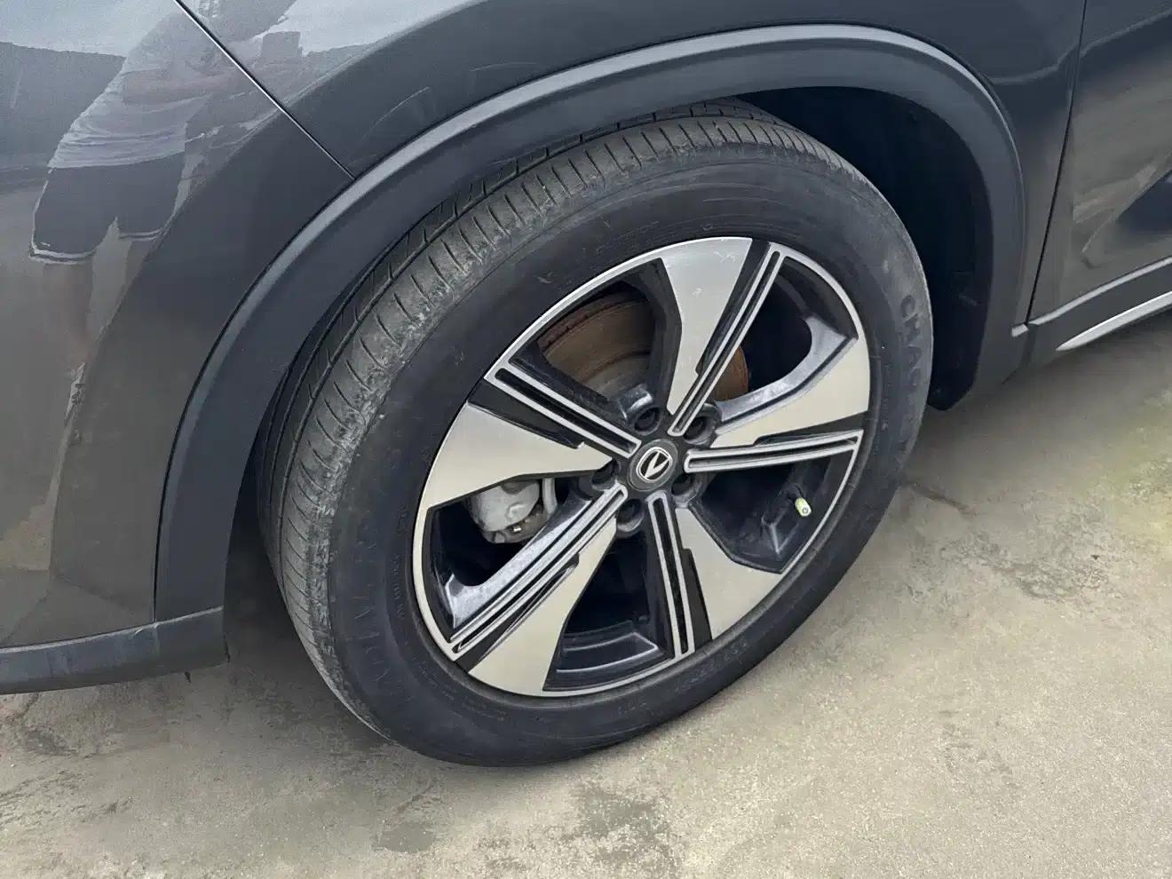 Changan X7 PLUS 2024 1.5T Automatic Premium 7-seater — миниатюра 6