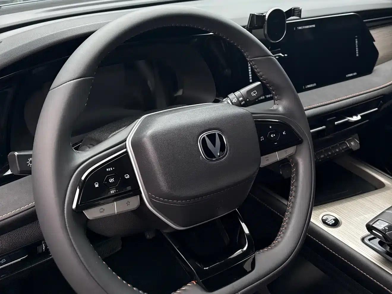 Changan X7 PLUS 2024 1.5T Automatic Premium 7-seater — миниатюра 9