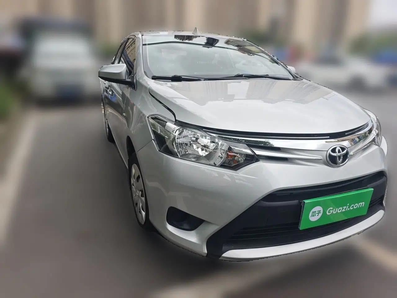 Toyota Vios 2014 1.5L Automatic ZhiZhen Edition — миниатюра 3