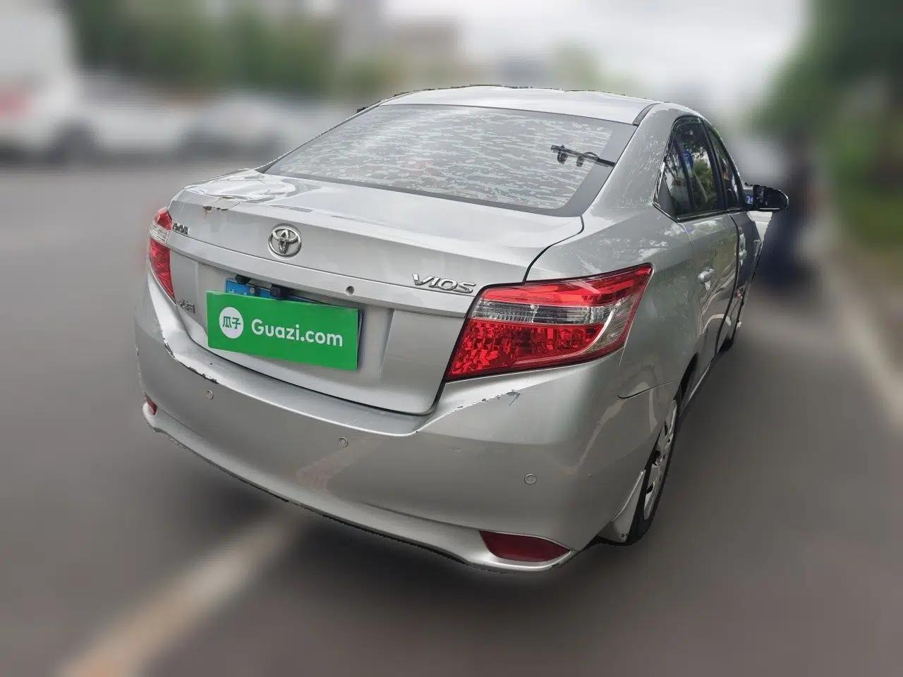 Toyota Vios 2014 1.5L Automatic ZhiZhen Edition — миниатюра 6