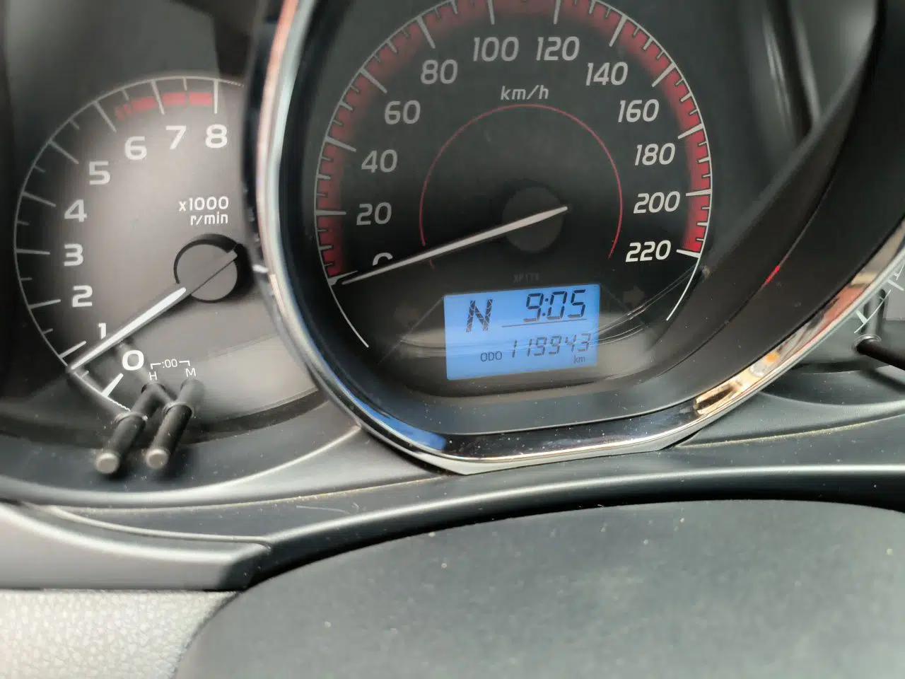 Toyota Vios 2022 1.5L 20th Anniversary Edition — миниатюра 13