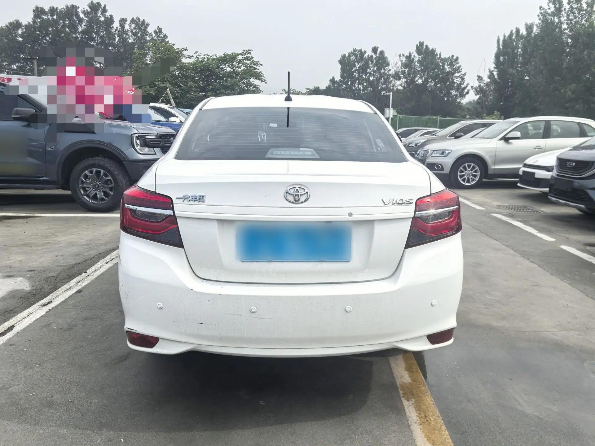 Toyota Vios 2021 1.5L Manual Trend Edition — миниатюра 6