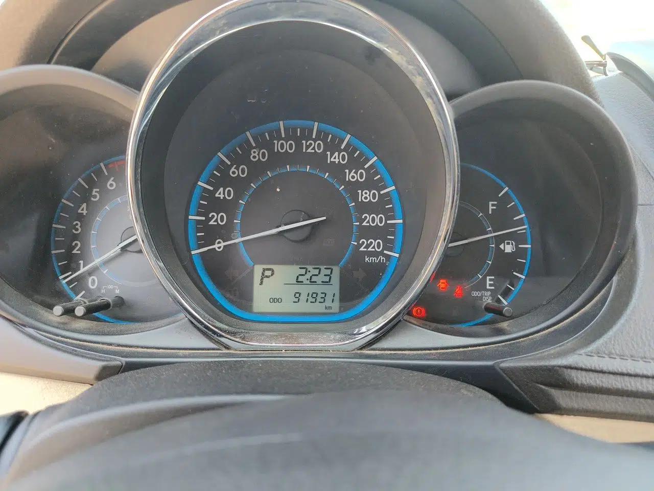 Toyota Vios 2014 1.3L Automatic Standard Edition — миниатюра 13