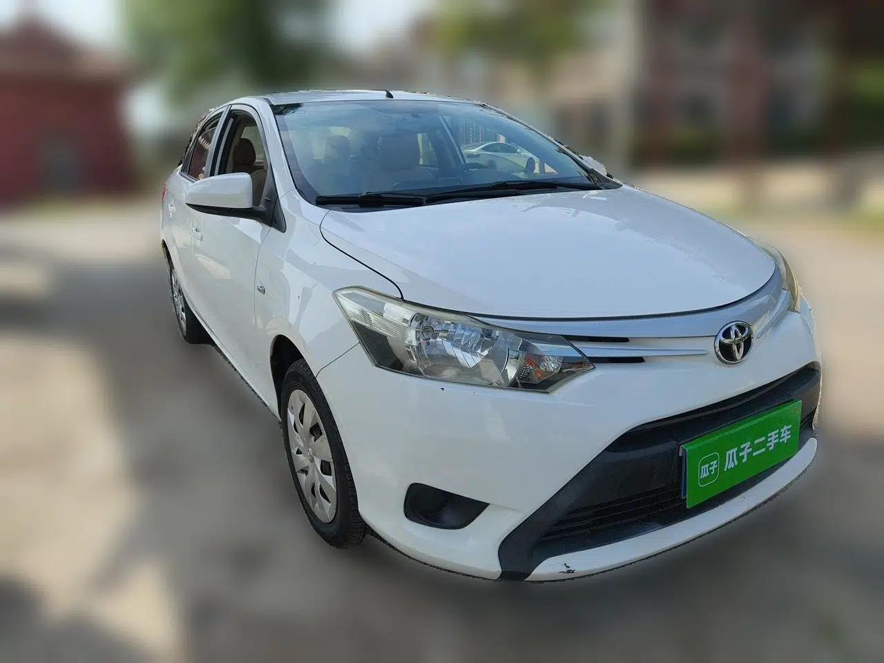 Toyota Vios 2014 1.3L Automatic Standard Edition — миниатюра 3