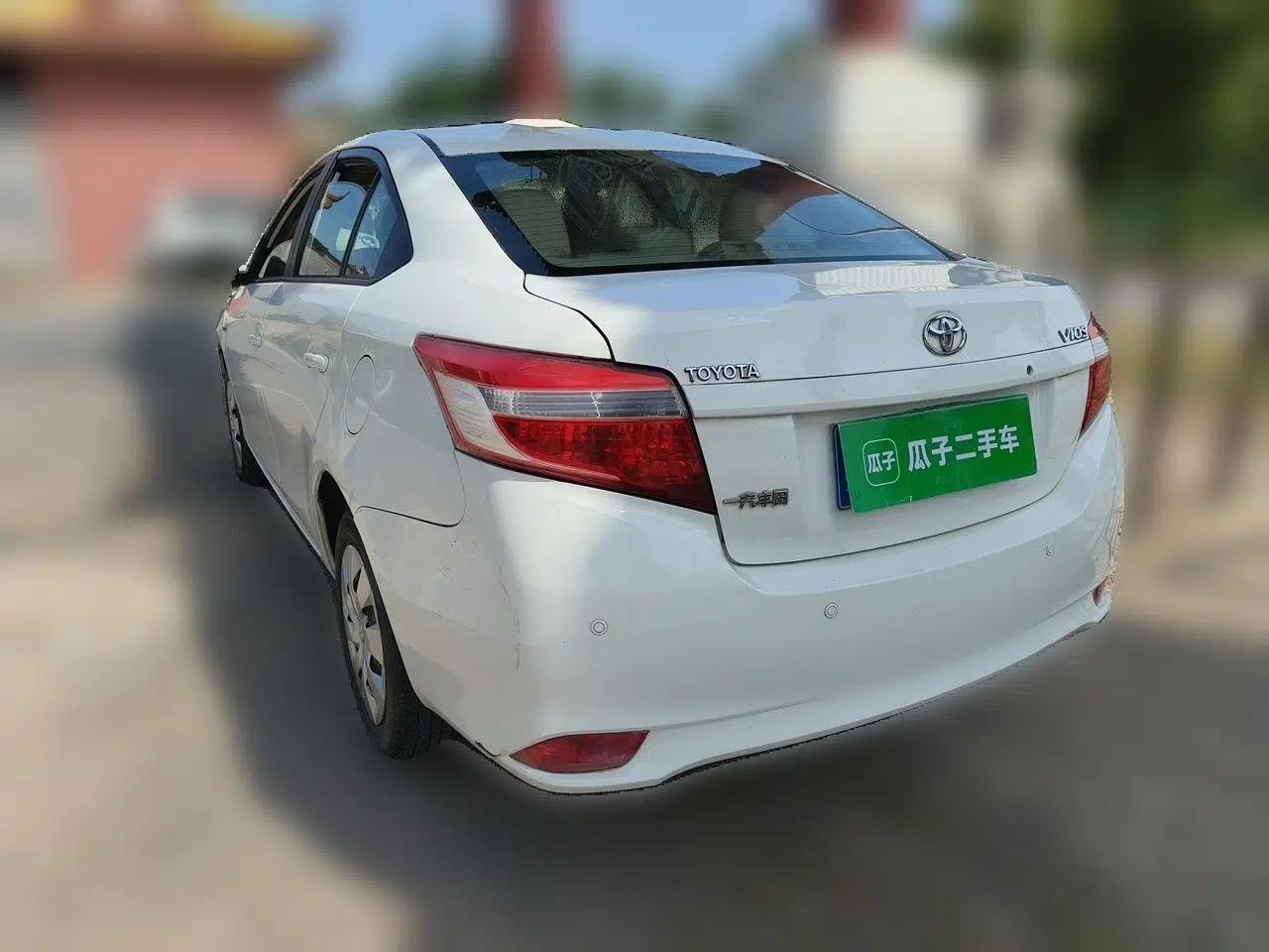 Toyota Vios 2014 1.3L Automatic Standard Edition — миниатюра 4