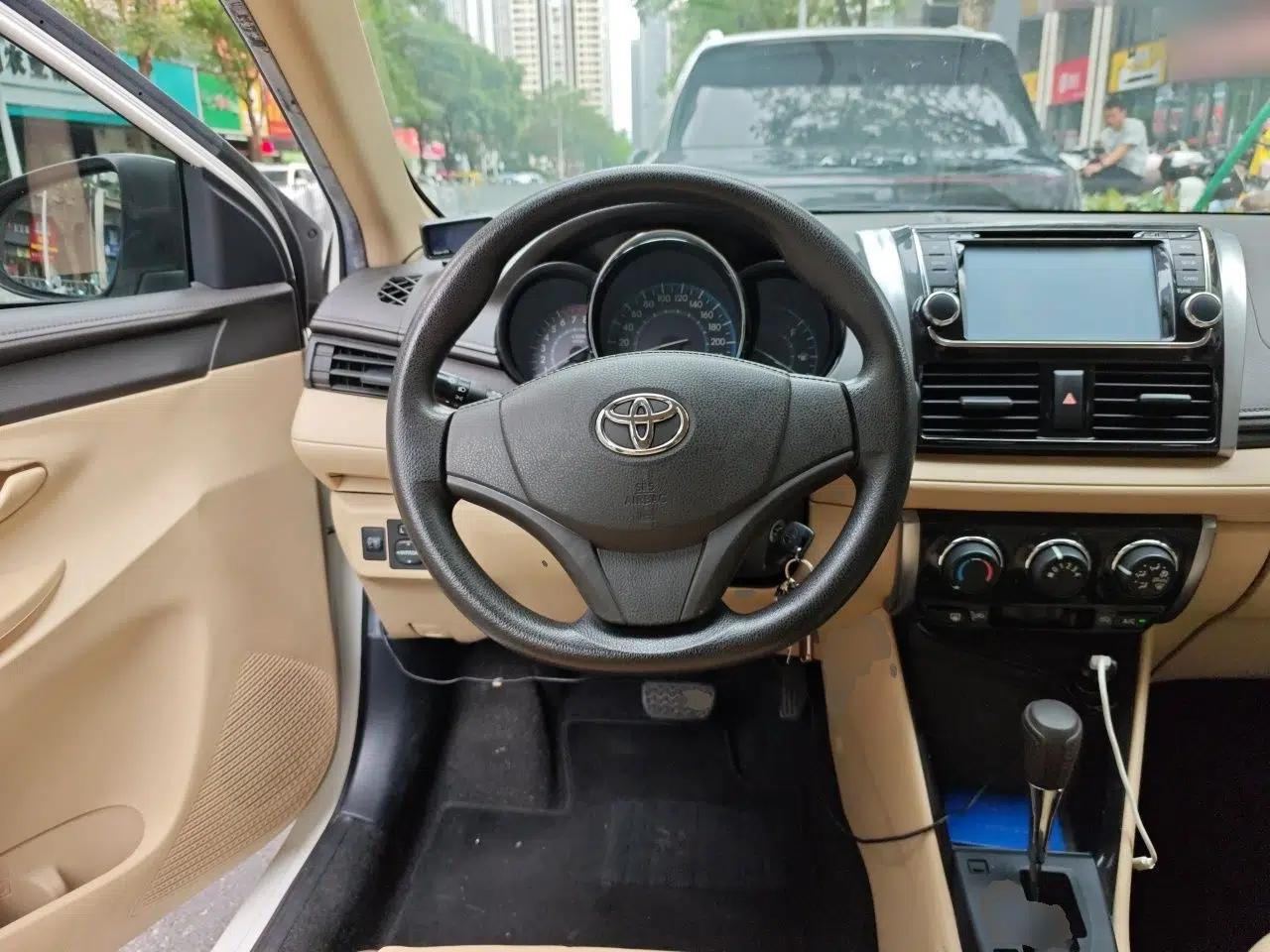 Toyota Vios 2014 1.5L Automatic ZhiZhen Edition — миниатюра 11