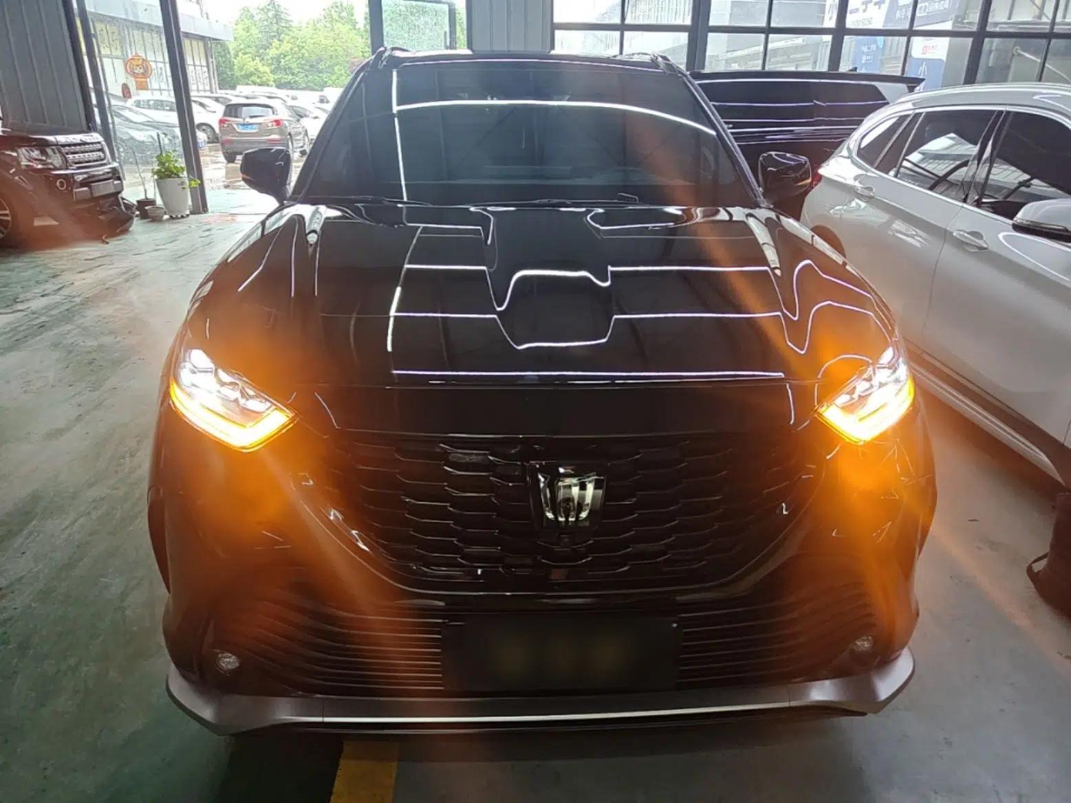 Toyota Crown Kluger 2022 2.0T Four-Wheel Drive Prestige Edition — миниатюра 2