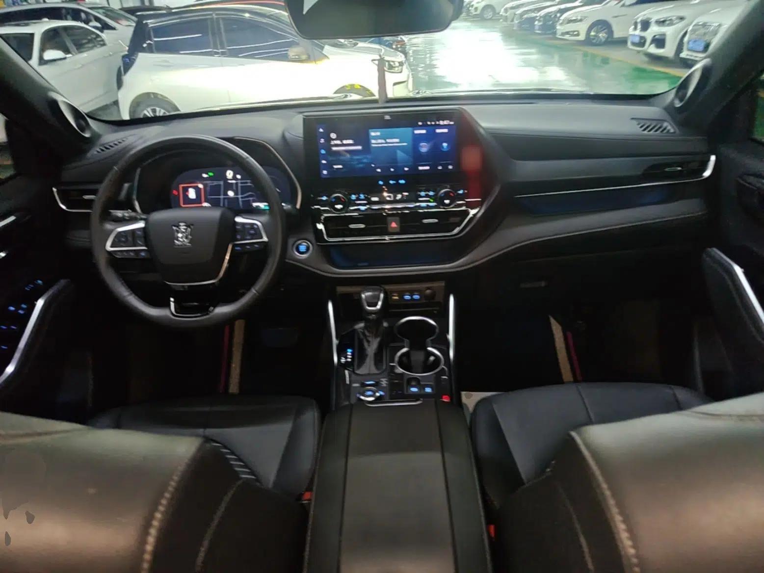 Toyota Crown Kluger 2022 2.0T Four-Wheel Drive Prestige Edition — миниатюра 13