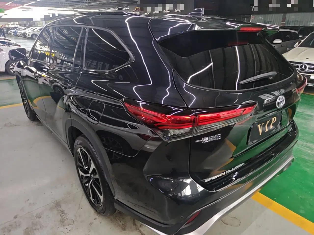Toyota Crown Kluger 2022 2.0T Four-Wheel Drive Prestige Edition — миниатюра 4
