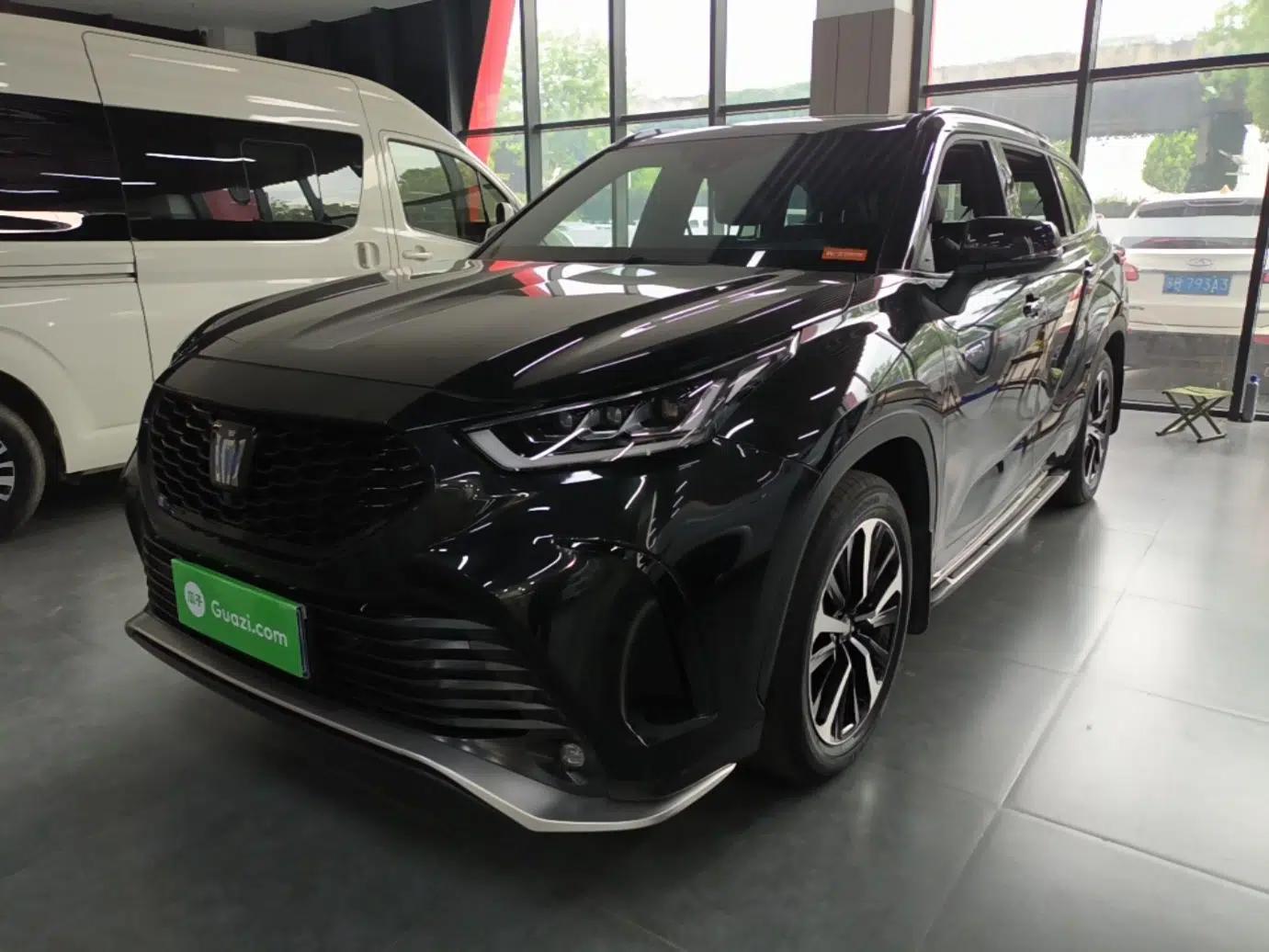 Toyota Crown Kluger 2021 2.5L HEV Four-Wheel Drive Premium Edition — миниатюра 1