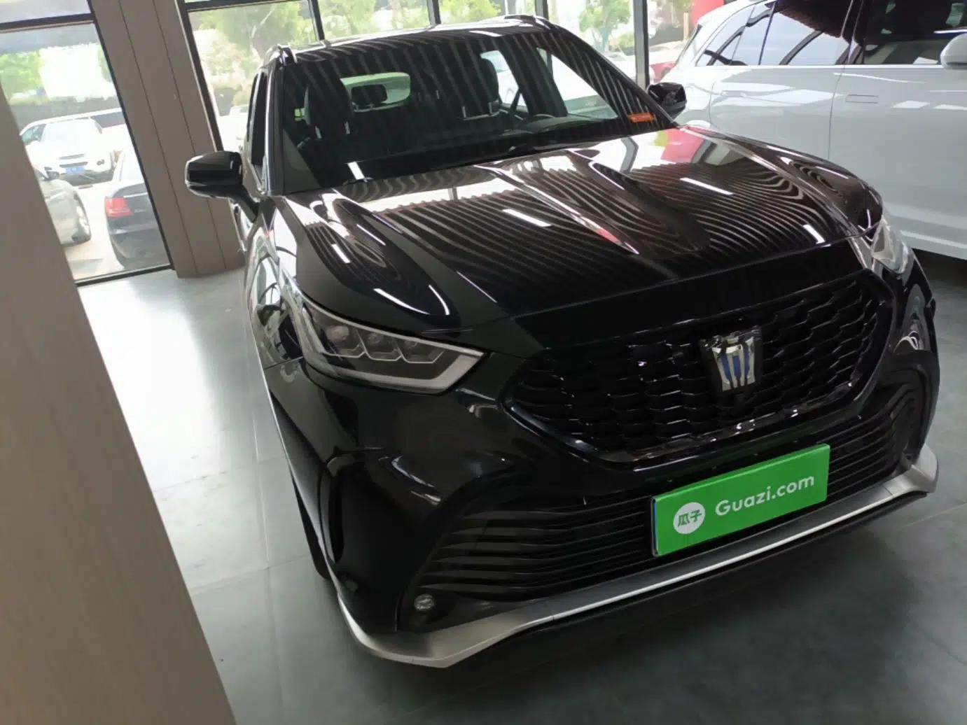 Toyota Crown Kluger 2021 2.5L HEV Four-Wheel Drive Premium Edition — миниатюра 3
