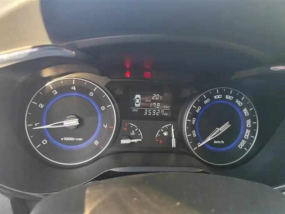 Yuexiang V7 2016 1.6L Manual Enjoyment Edition (National IV Emission Standard) — миниатюра 14