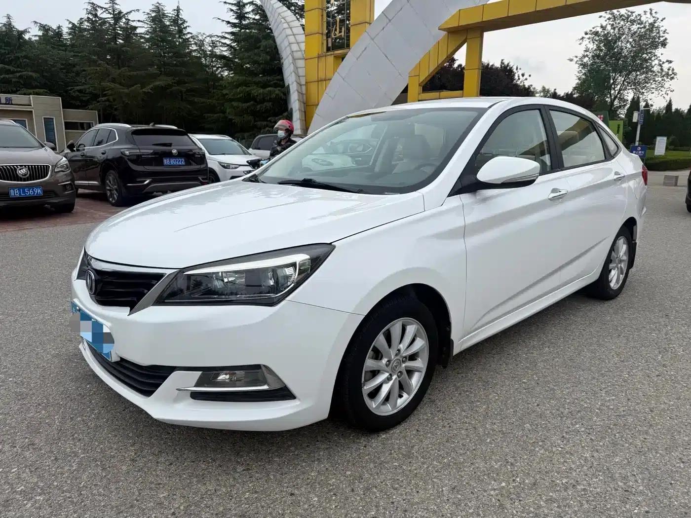 Yuexiang V7 2015 1.6L Manual Comfort Edition (National IV Emission Standard) — миниатюра 1